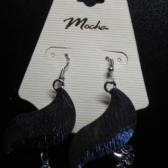 Mocha Silvertone Necklace and Earrings - Picture 8 of 8